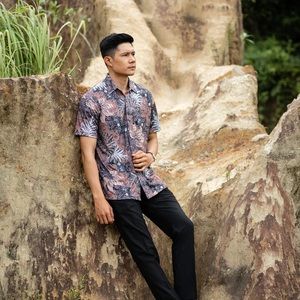 Luxury Performance Batik Shirt for Mens
